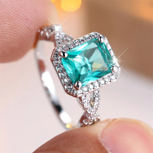 Anel Vintage – Cristal Verde Quadrado