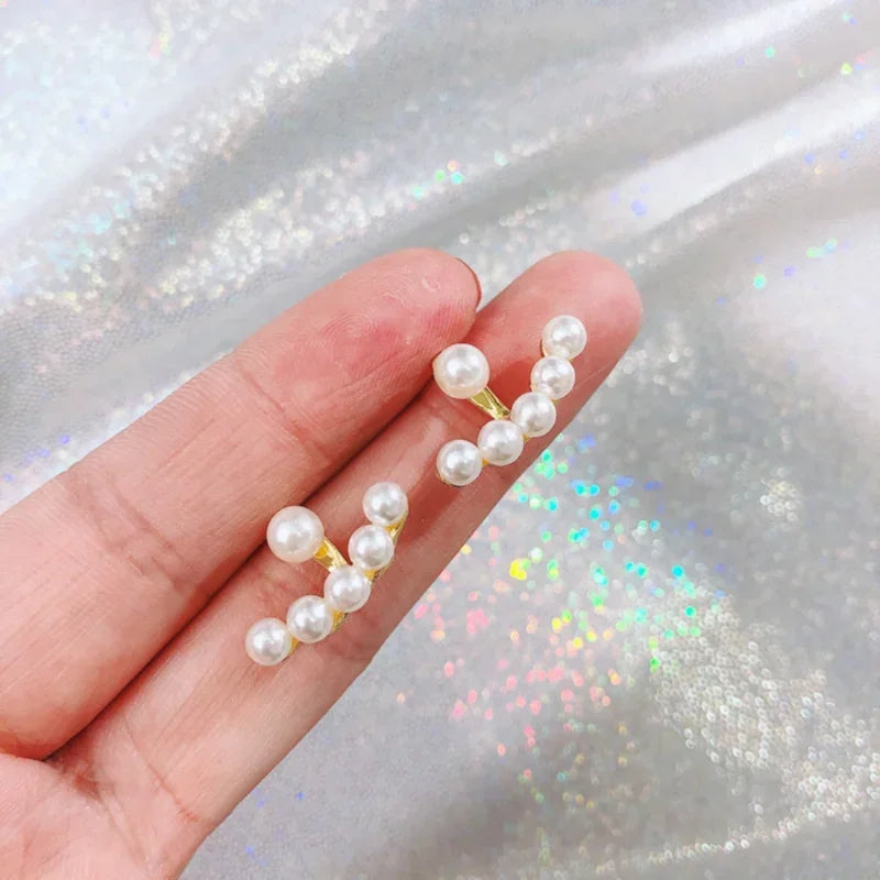 Brincos Coração com Pérola – Elegância Coreana