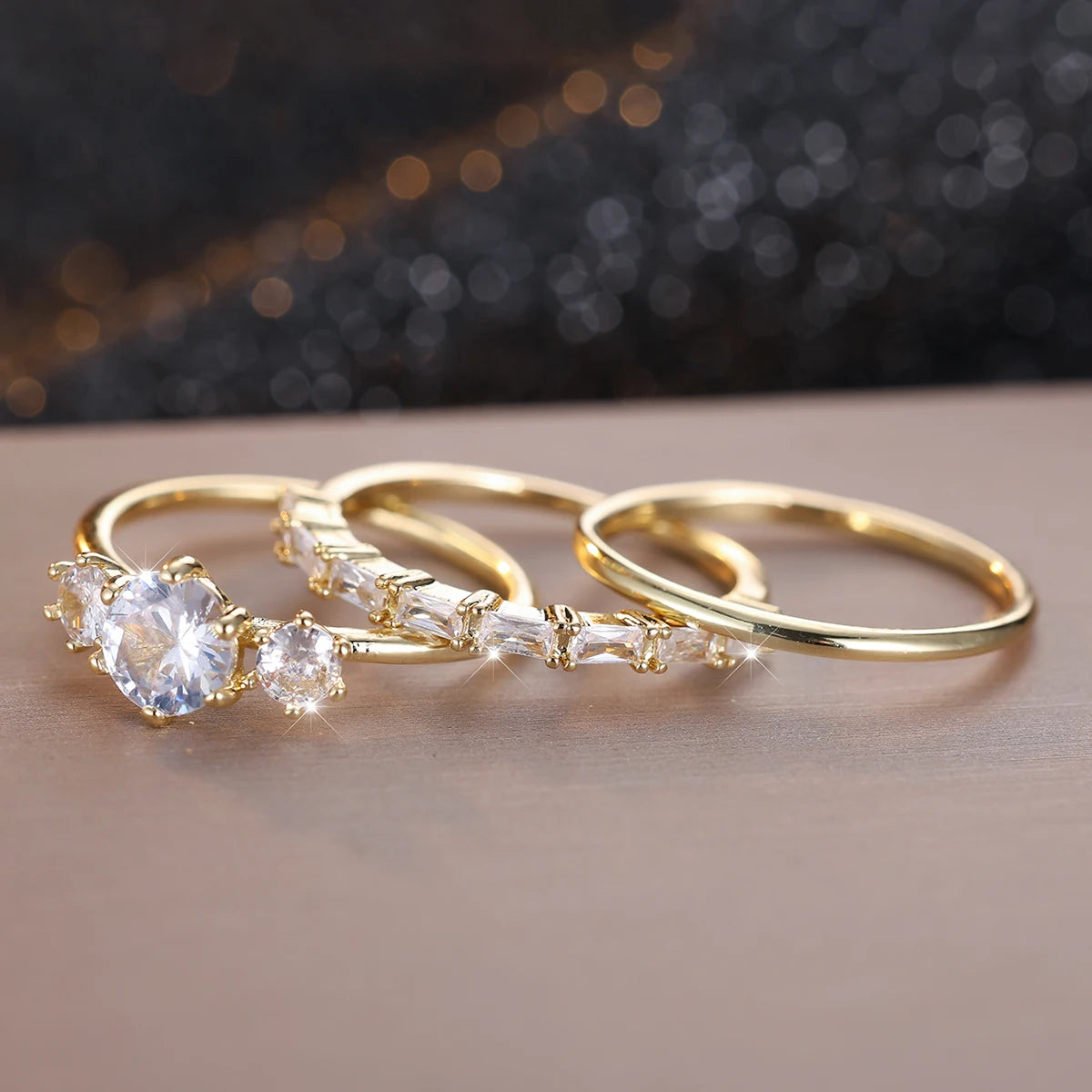 Conjunto 3 Anéis Luxo – Zircônia Branca Dourado